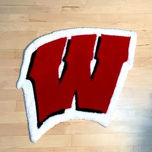 Hand Tufted WI Badgers Rug